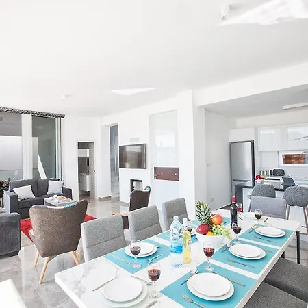 Villa Villa Neve Aq Ol14 Protaras