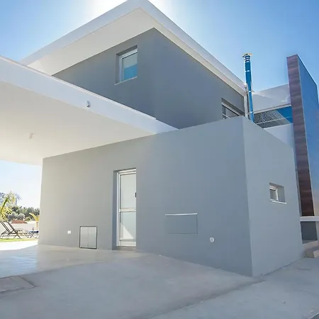 Neve Aq Ol14 * Protaras